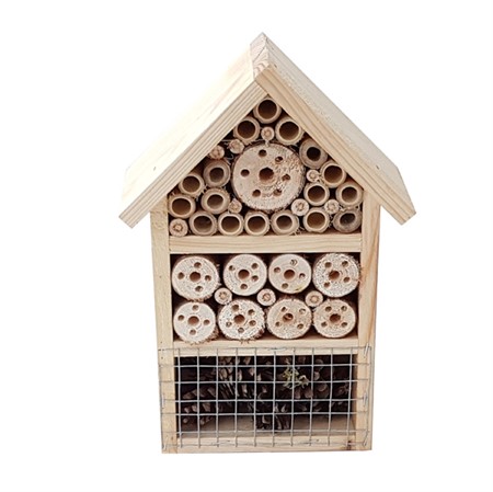 Insect Hotel Pine 19x9x28 cm - Naturemind