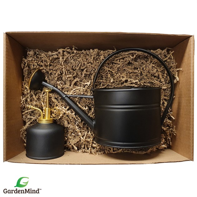 Set Mattsvart (vattenkanna 1,7l + spray) GardenMind