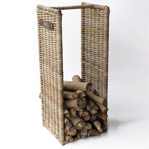 Ved hylla/korg, större i Rotting 100cm